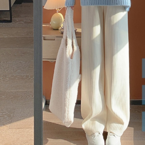 白パンツ ニットプリーツストレートパンツ
