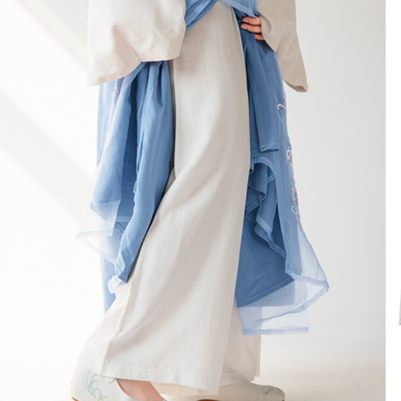 白パンツ ゆったりシルエット漢服風パンツ