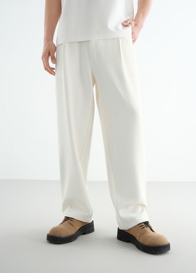 白パンツ 上質シルエット ストレートパンツ