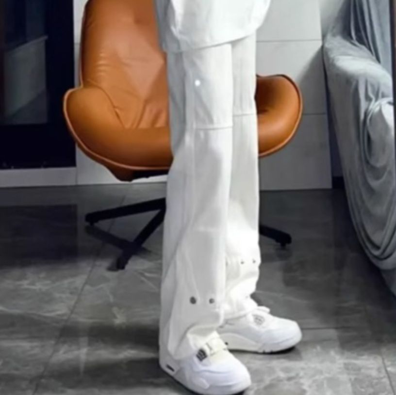 白パンツ 裾ボタンストレートパンツ