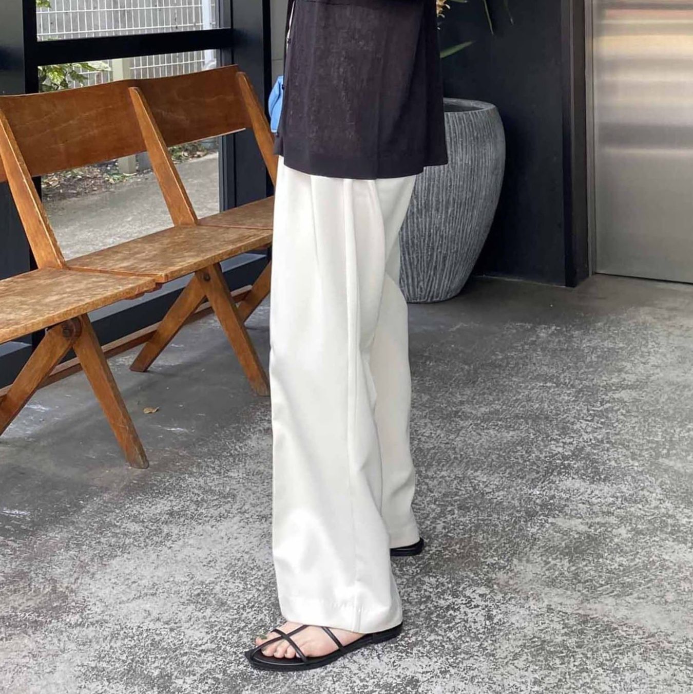 白パンツ 優雅なドレープワイドパンツ