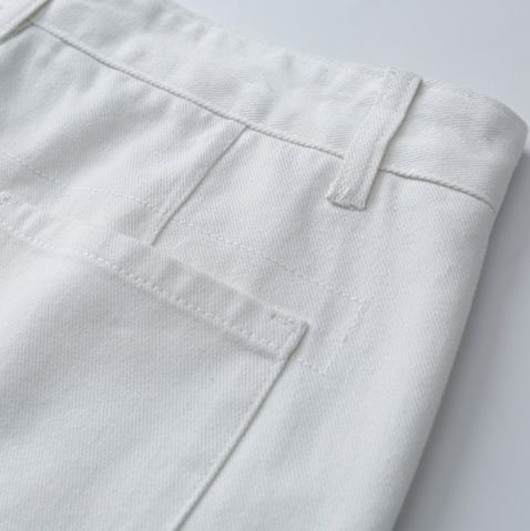 白パンツ なめらか リラックスワイドパンツ