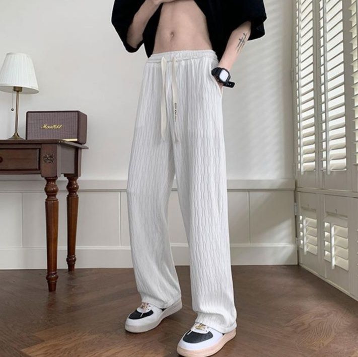 白パンツ プリーツ風ワイドストレートパンツ