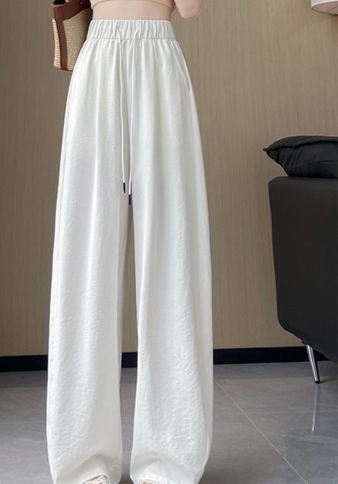 白パンツ 高腰ゆったりフレアパンツ