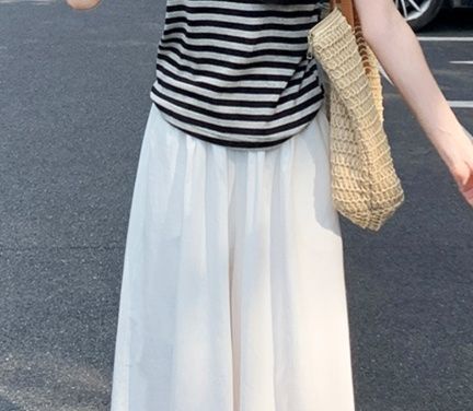 白パンツ 裾フリル付きワイドレッグ麻混素材パンツ