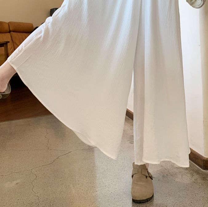 白パンツ ゆったり美脚ワイドシルエット広がりボトムス