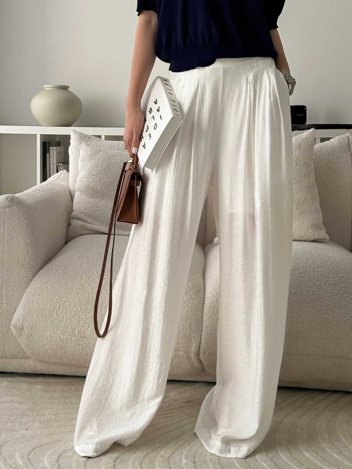 レディースにおすすめの白パンツ39選！ホワイトカラーのズボン・ボトムス特集