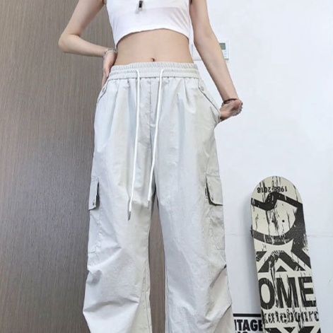 白パンツ カーゴポケット付きワイドナイロンパンツ