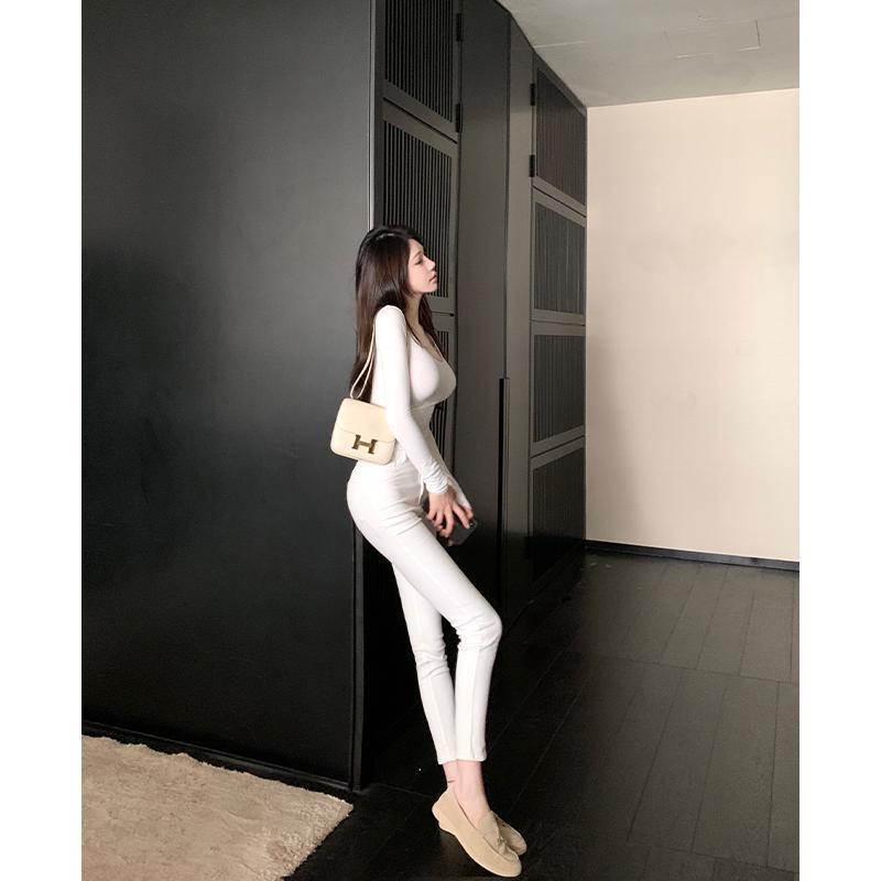 https://fulmo-img-server.com/shiropanstore/27b1cb55-324a-4364-bb44-20f0cc1dab96.jpg
