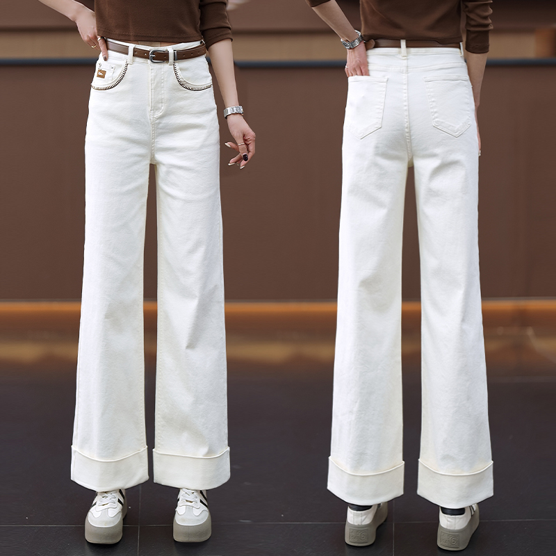 白パンツ 裾広がりワイドデニムパンツ