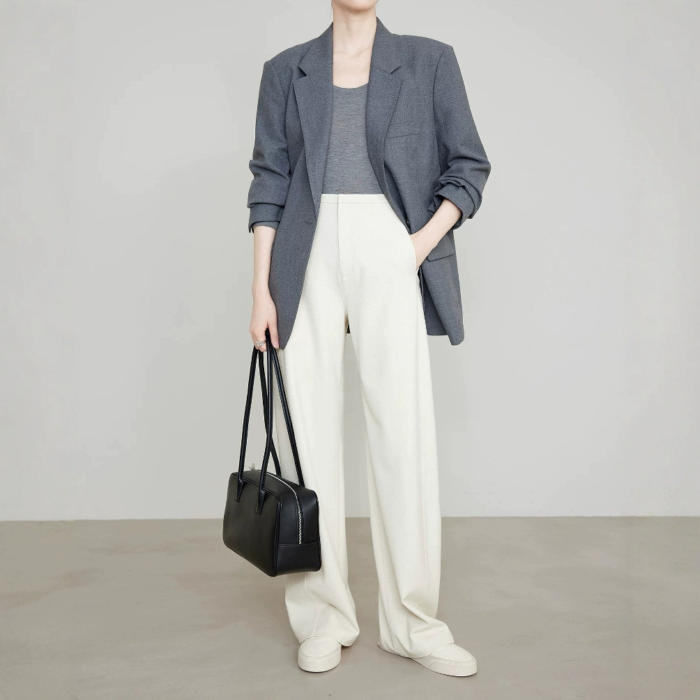白パンツ 上質ウール混紡センタープレスワイドパンツ