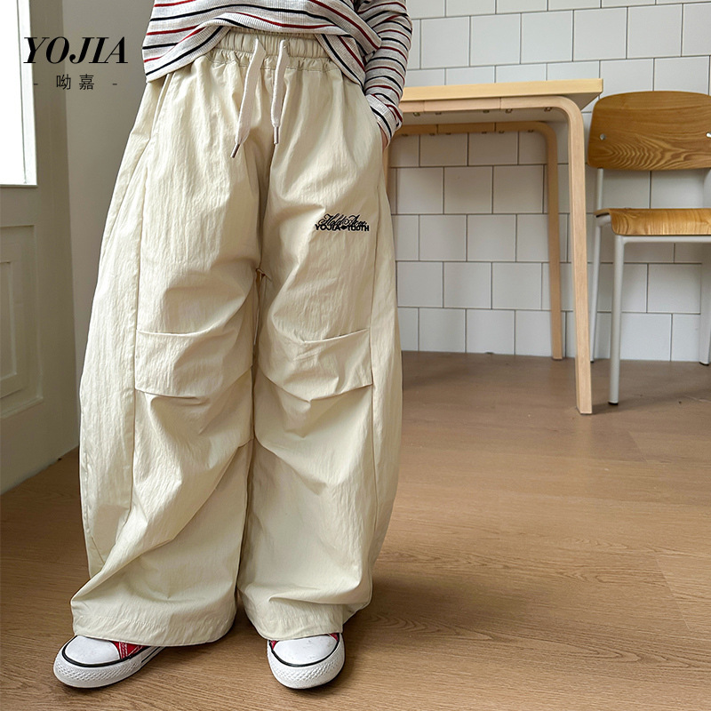白パンツ ゆったりバルーンパンツ
