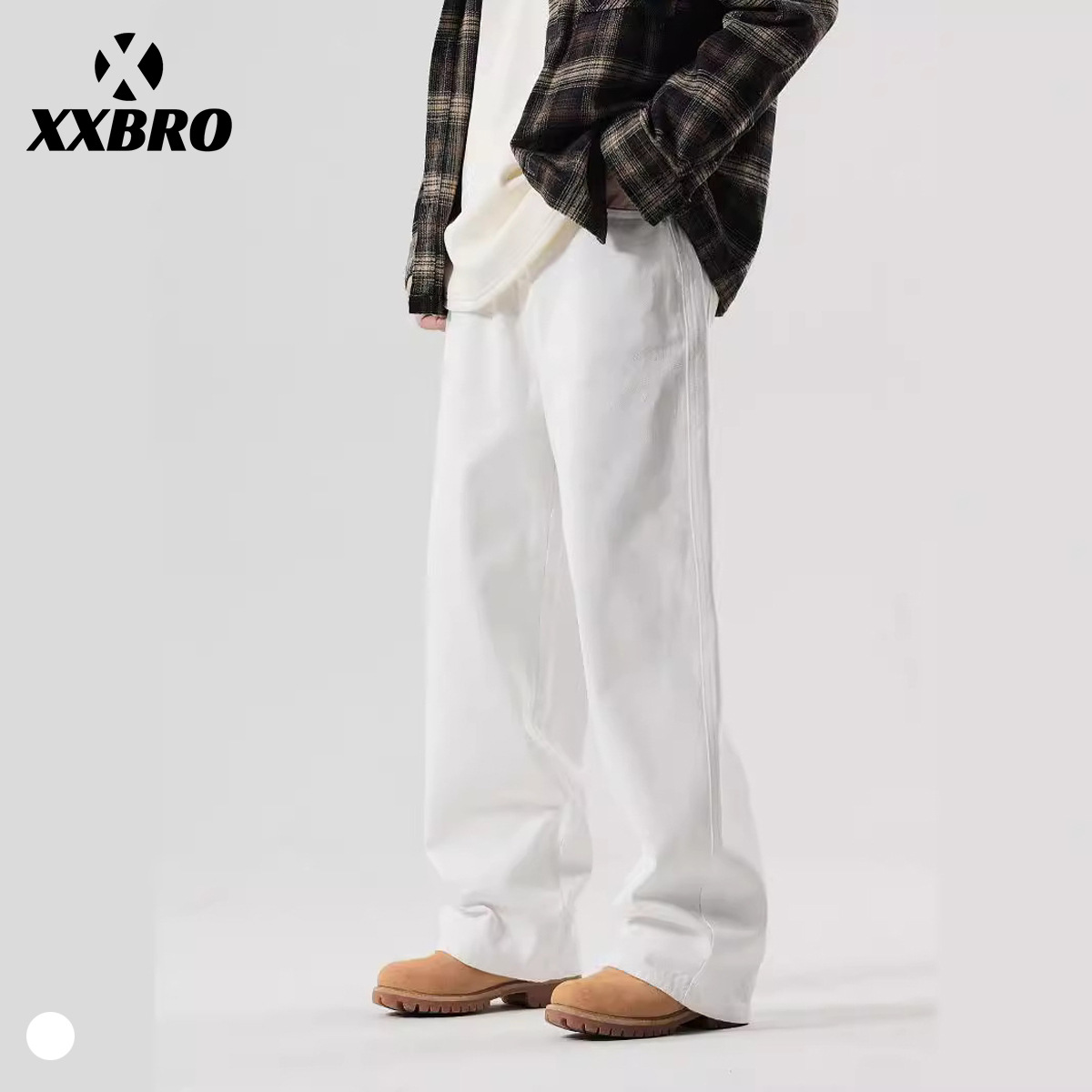 白パンツ ゆったりストレート デニムパンツ