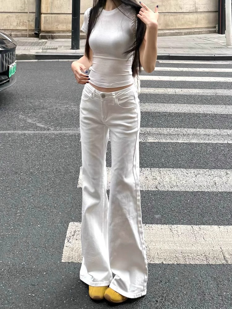 白パンツ 脚長効果抜群フレアシルエットワイドパンツ