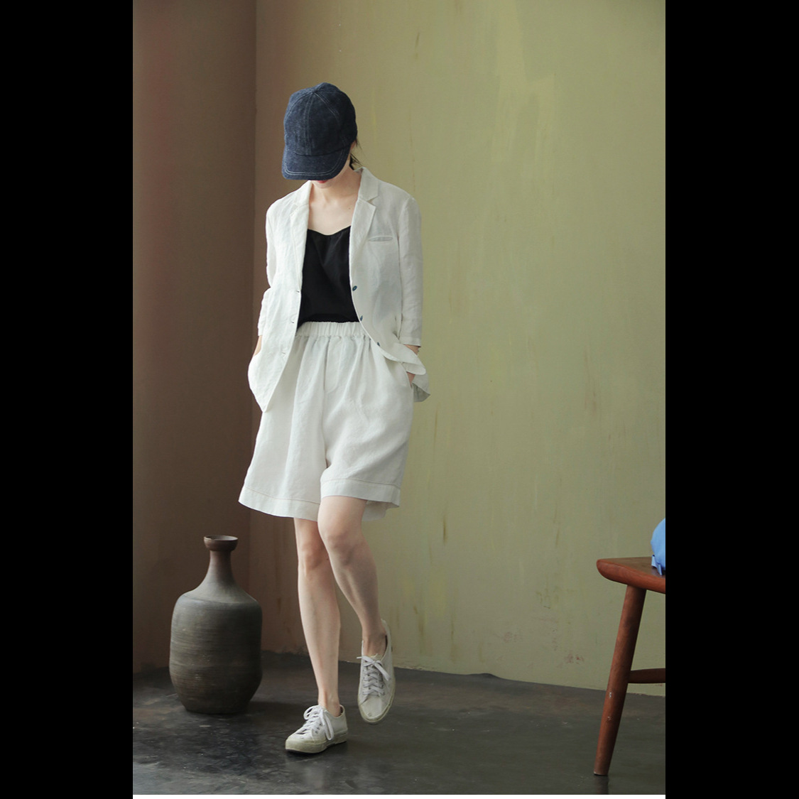 https://fulmo-img-server.com/shiropanstore/30fbd890-2960-405b-b553-33a3166cc931.jpg