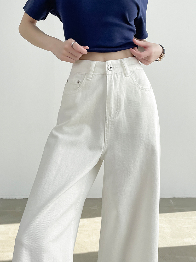 白パンツ 優雅な裾広がりデニムパンツ