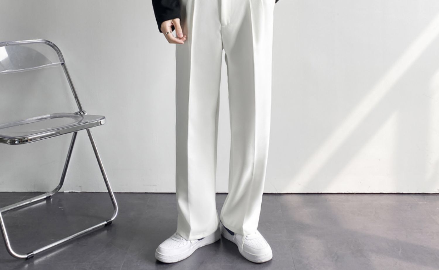 白パンツ 上質ワイドシルエットカーゴパンツ