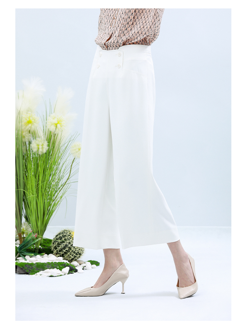 https://fulmo-img-server.com/shiropanstore/3c522252-9d33-4fa4-81fa-ffa93e155228.jpg