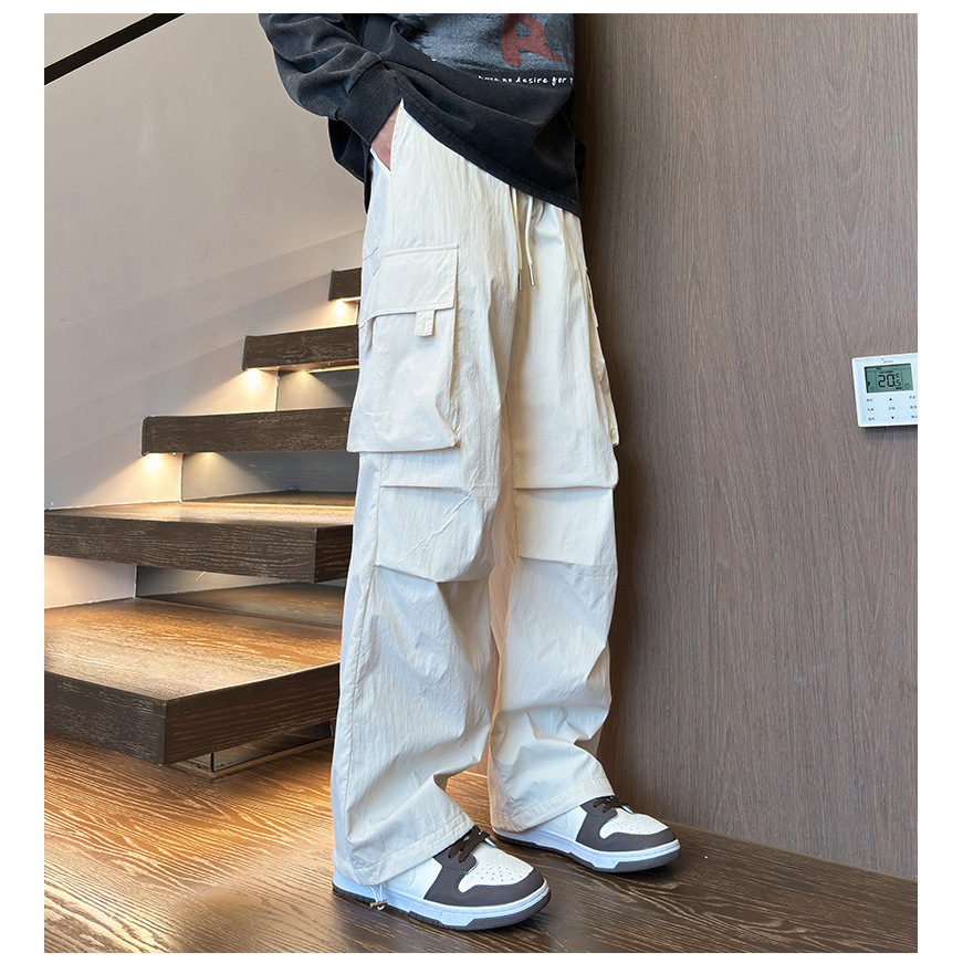白パンツ カーゴポケット付きワイドパンツ