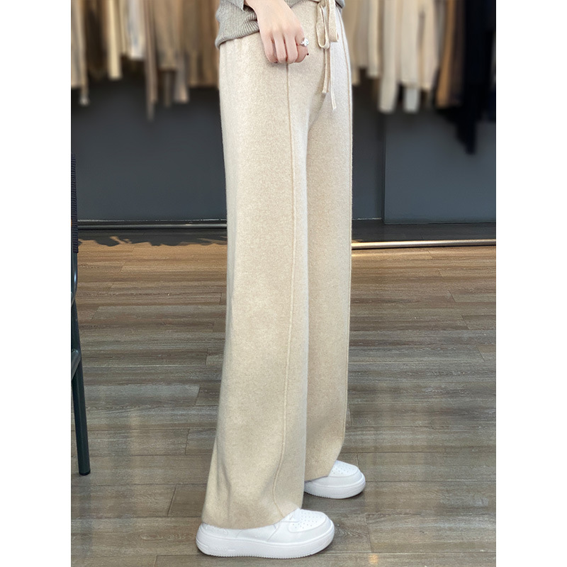 白パンツ 上質なリラックスワイドパンツ