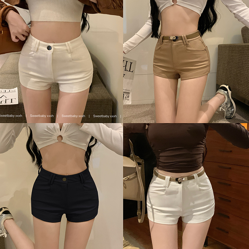 白パンツ ベルト付きホットパンツ