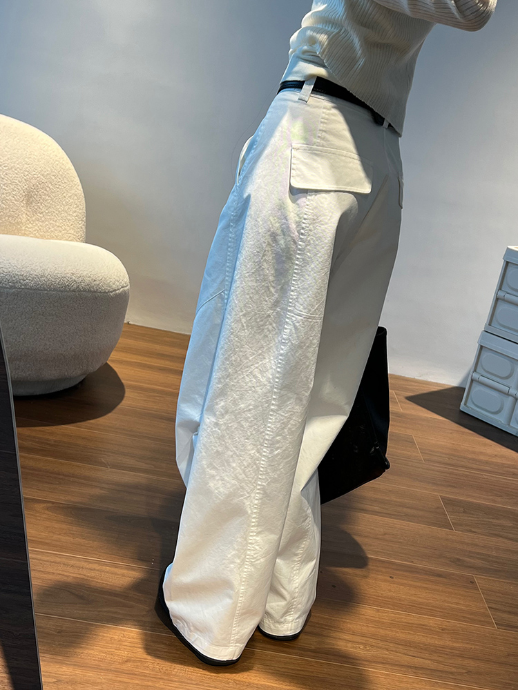 白パンツ 贅沢ゆったりワイドパンツ