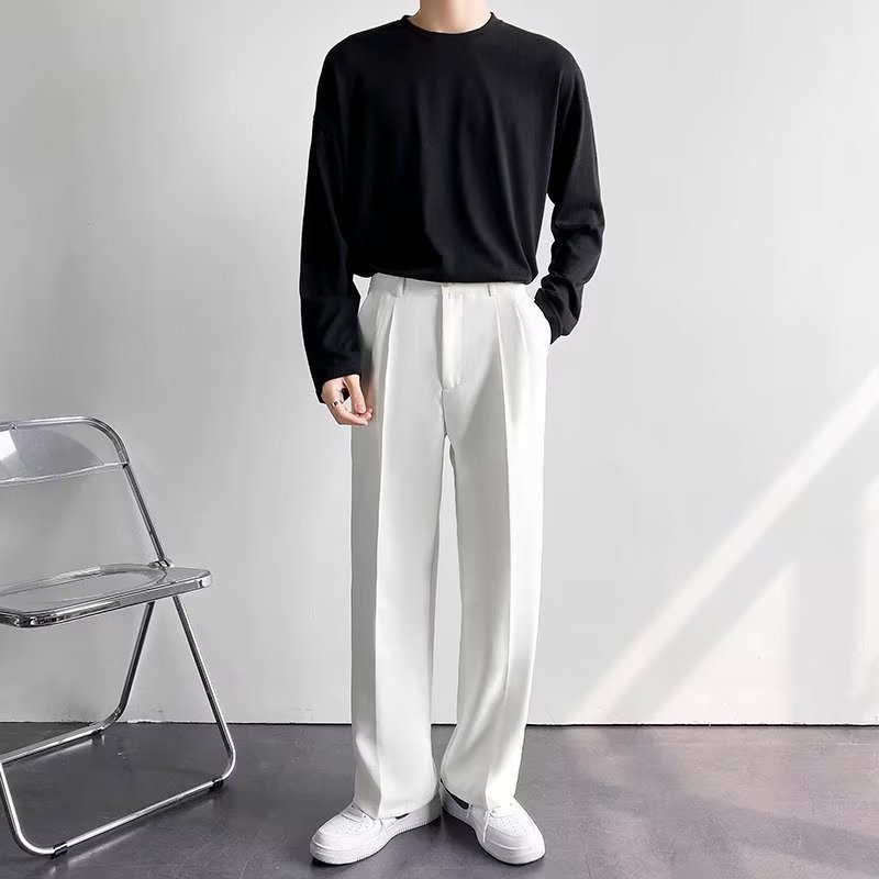 白パンツ ゆとりのある タックスラックス