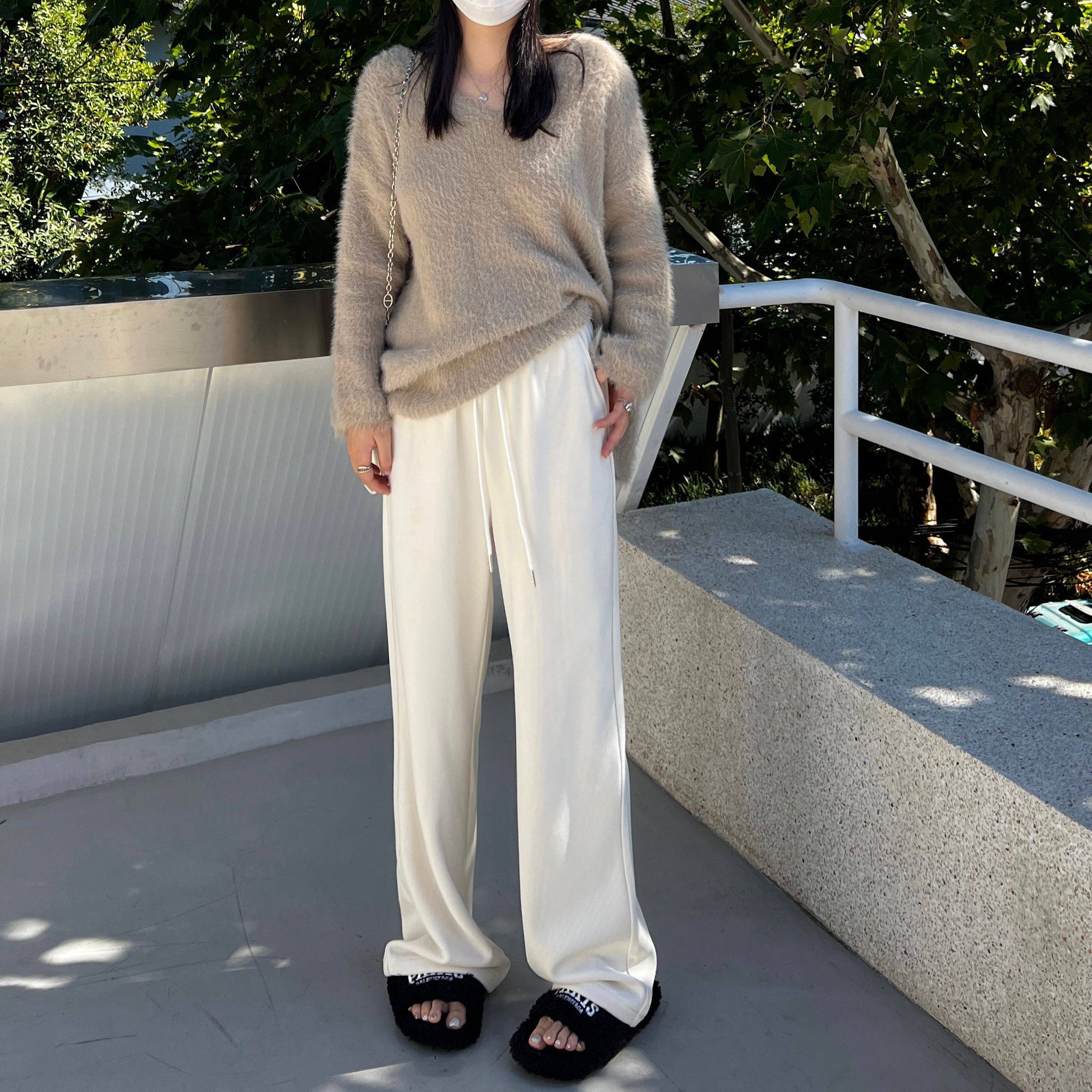 白パンツ ゆったりシルエット美脚効果抜群ワイドパンツ