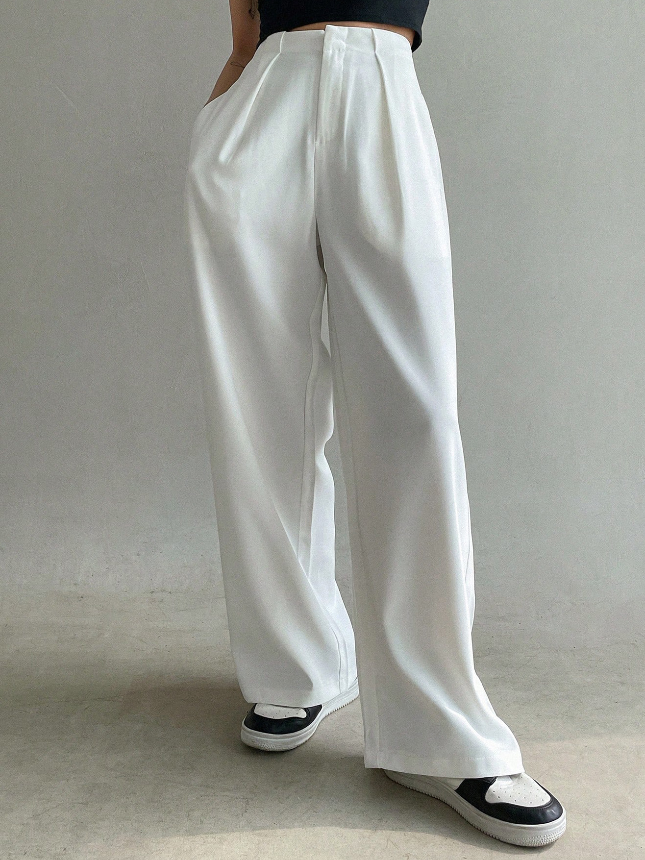 白パンツ 高腰タック入りワイドスラックスパンツ