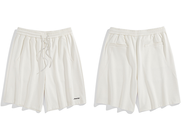 白パンツ 快適シルエット ポケット活用ハーフパンツ