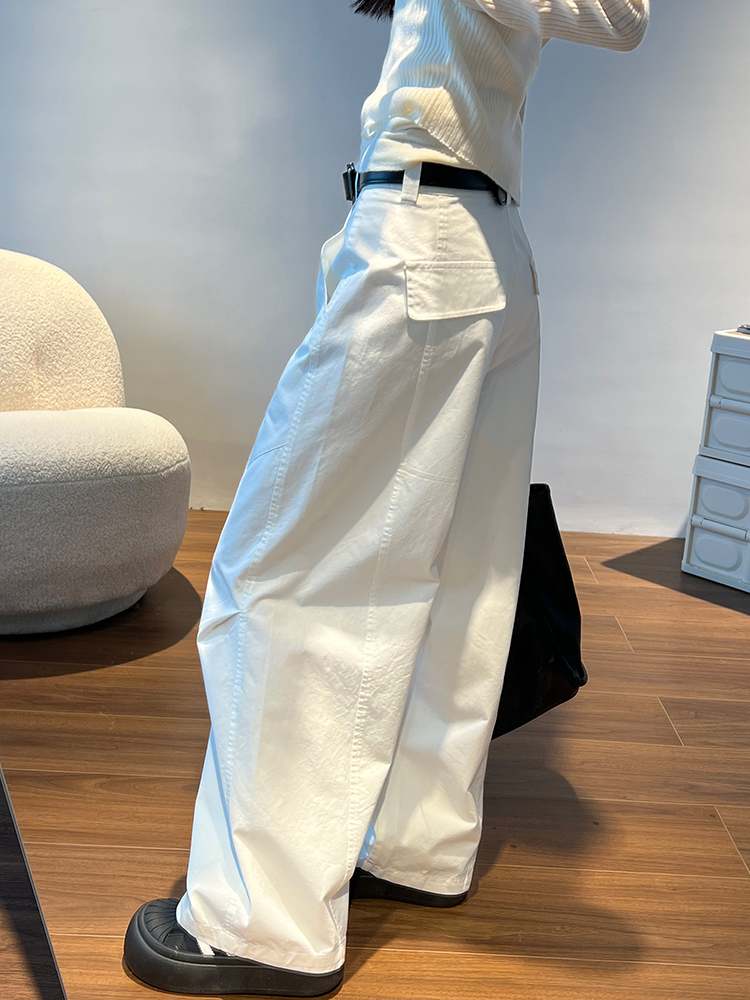 白パンツ 贅沢ゆったりワイドパンツ