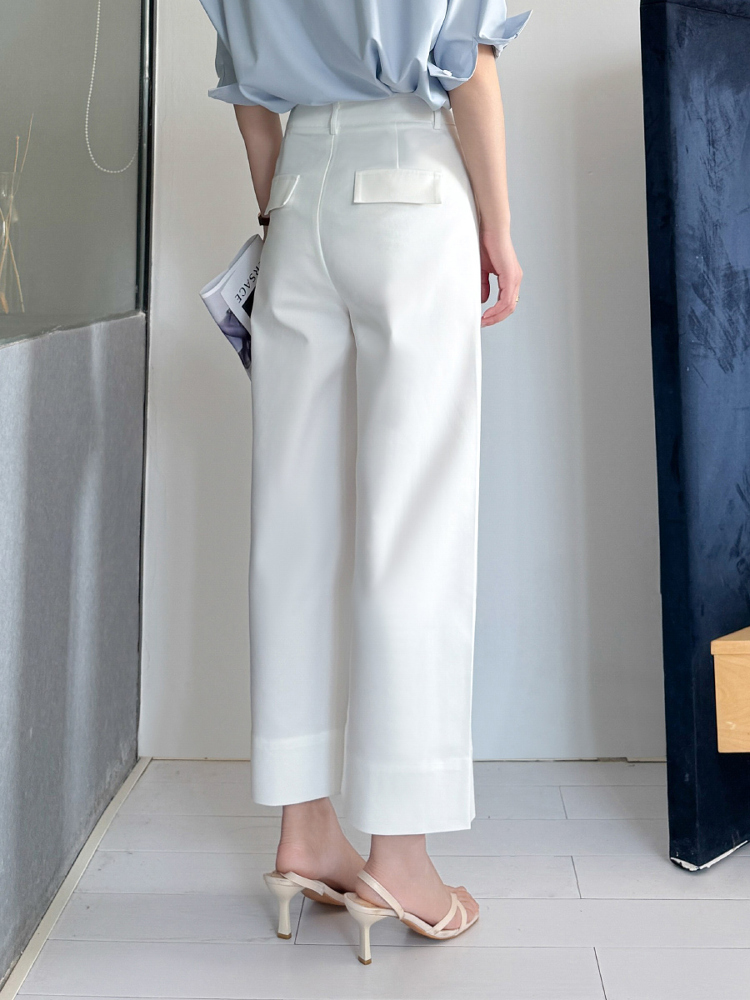 白パンツ すっきり美脚ストレートパンツ