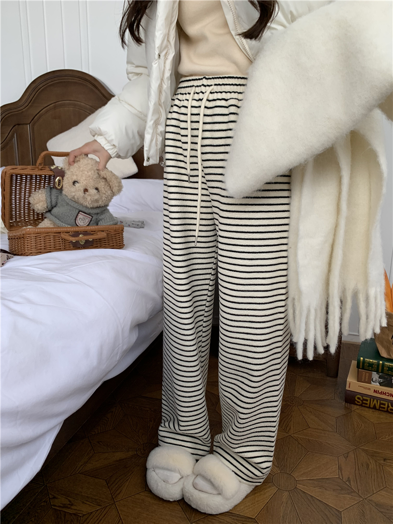 白パンツ ストライプ柄ルームウェアパンツ