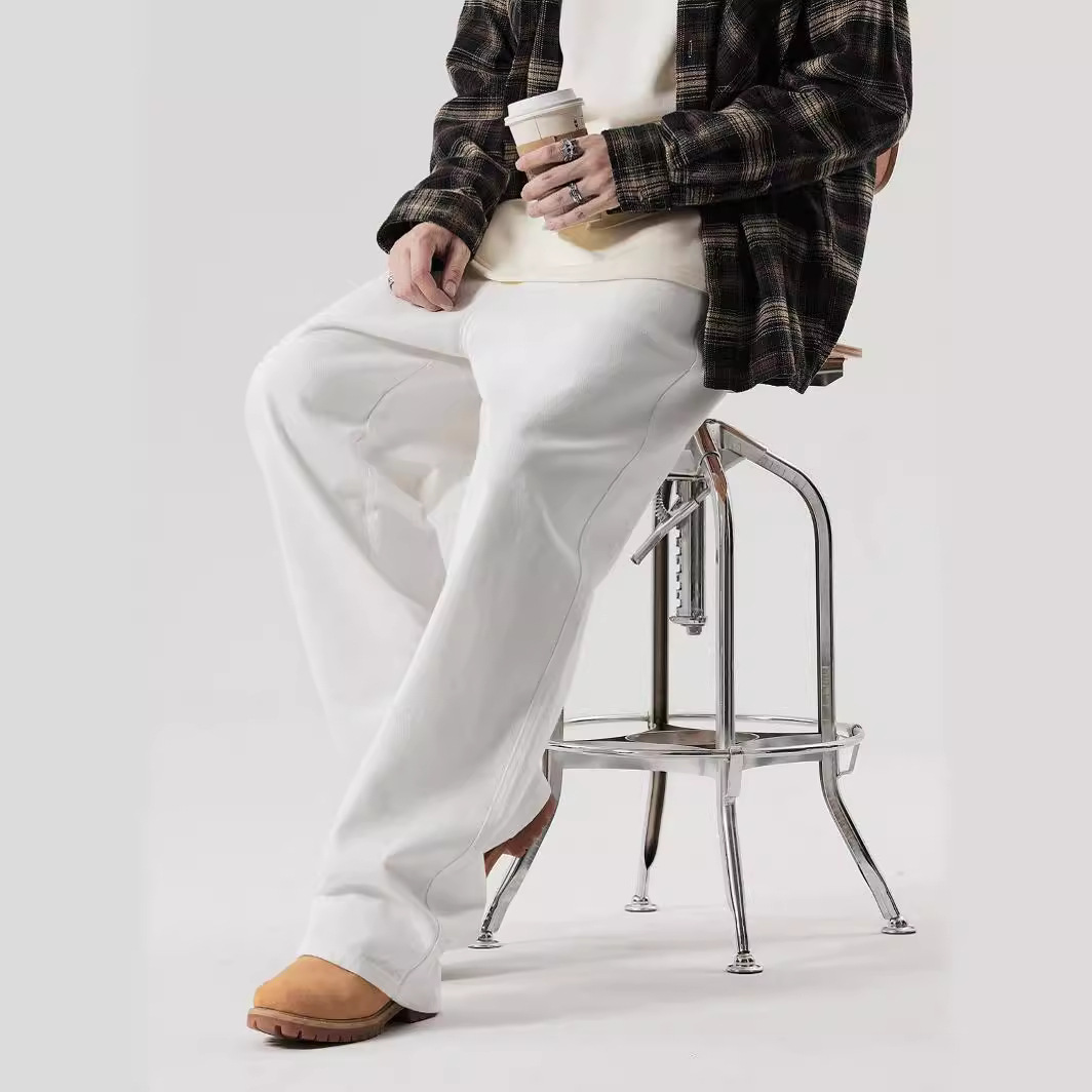白パンツ ゆったりストレート デニムパンツ