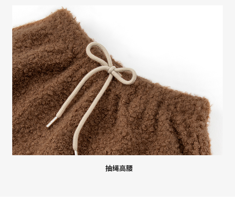 白パンツ もこもこ素材ショートパンツ