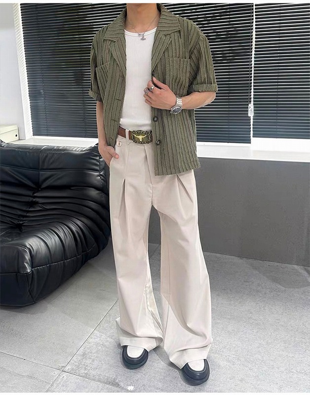 https://fulmo-img-server.com/shiropanstore/741b2236-5ec1-4c7a-8fcd-0906facb1870.jpg