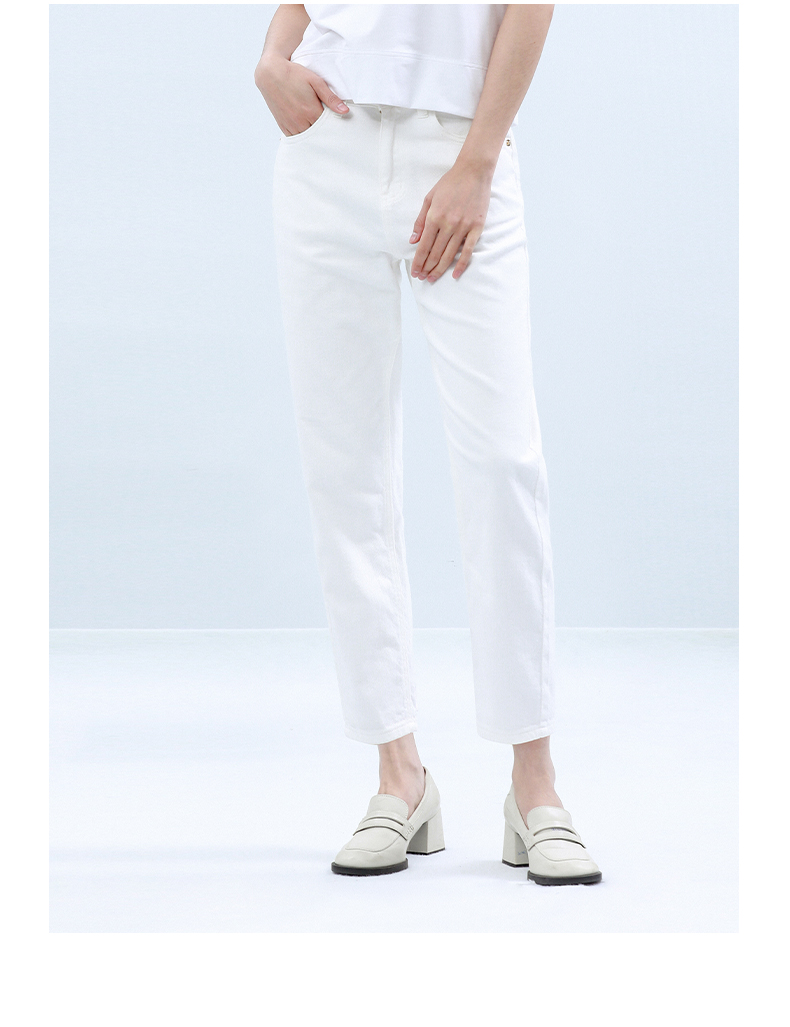 白パンツ シンプルストレートパンツ