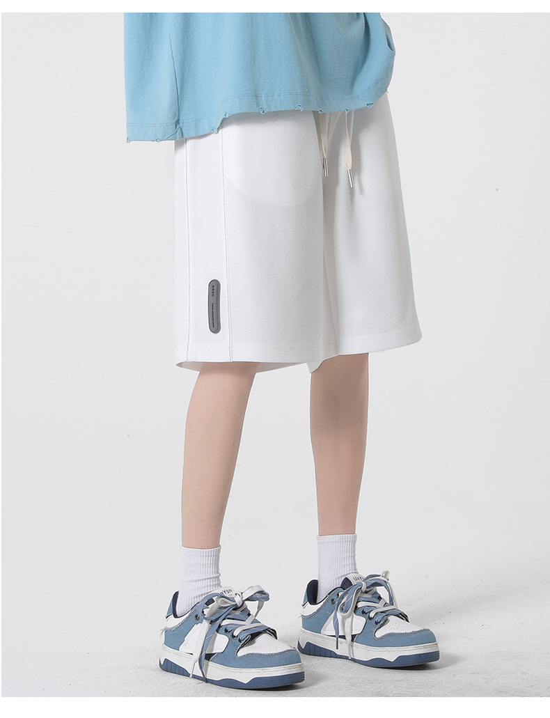 白パンツ リラックスストレートハーフパンツ