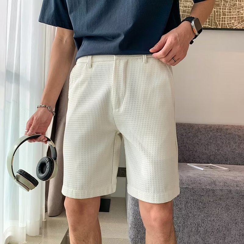 白パンツ すっきり爽やか シンプル ショートパンツ