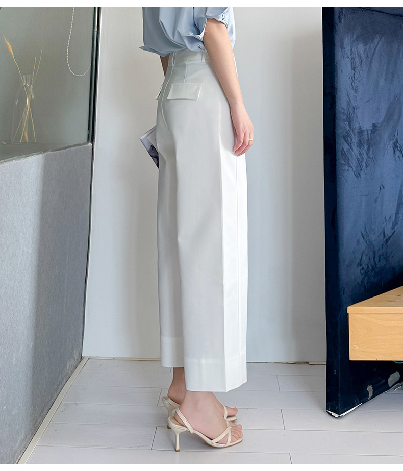 白パンツ すっきり美脚ストレートパンツ