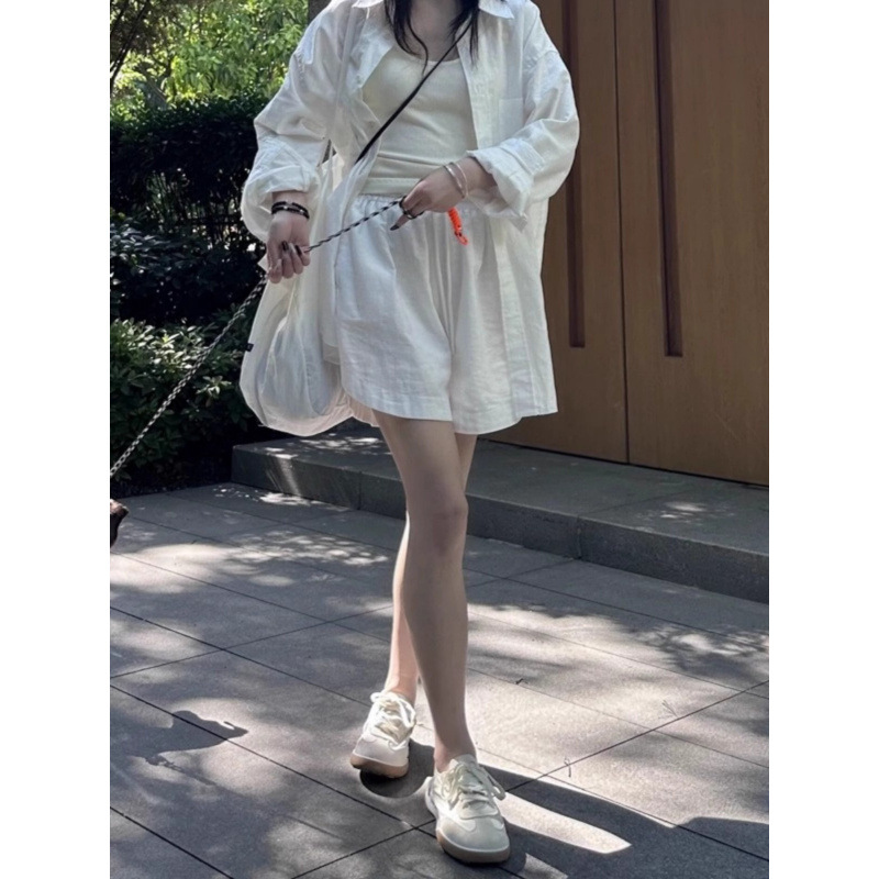 https://fulmo-img-server.com/shiropanstore/95bb680a-ca29-4f2f-b843-05881582ac35.jpg