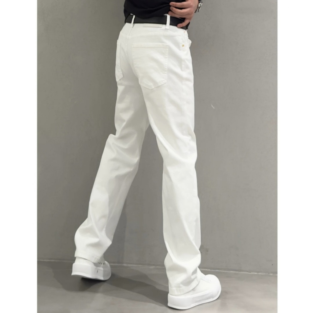 https://fulmo-img-server.com/shiropanstore/aa386d96-7dd4-4243-b260-c2dea4fd1533.jpg