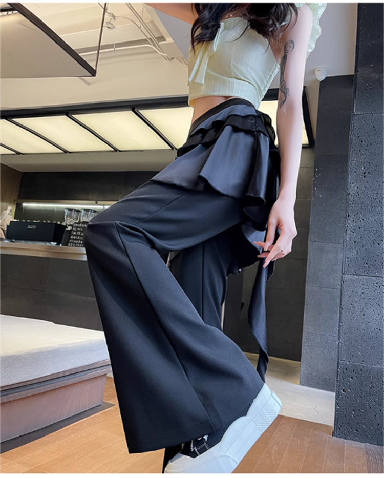 フリルスカート付きフレアパンツ ハイウエスト夏向け白パンツ