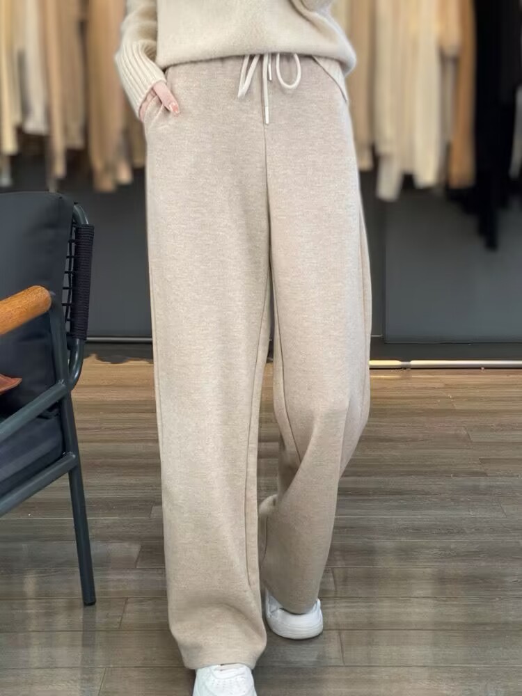 白パンツ ゆったりウエストゴムドレープパンツ