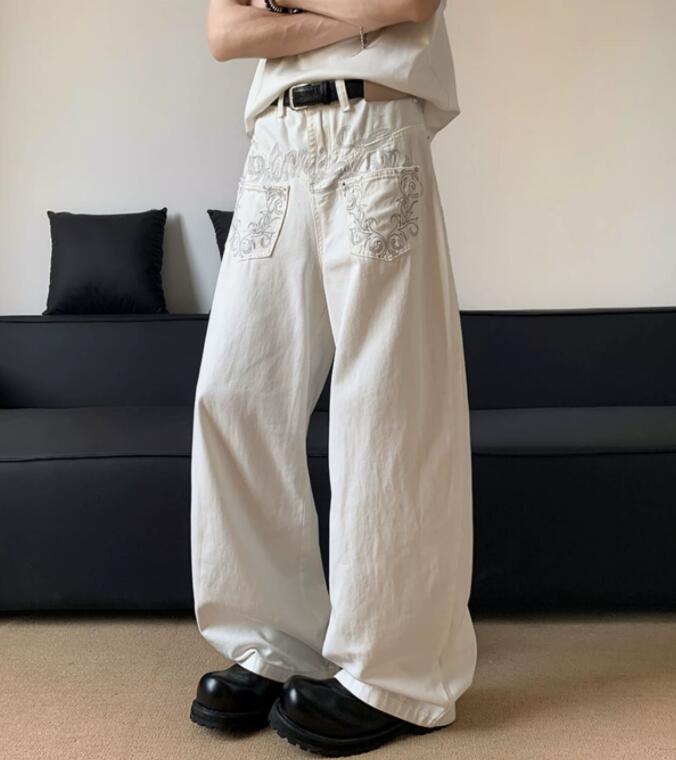https://fulmo-img-server.com/shiropanstore/bb5df6cb-62cd-4d87-b3c7-a2a202a5a873.jpg