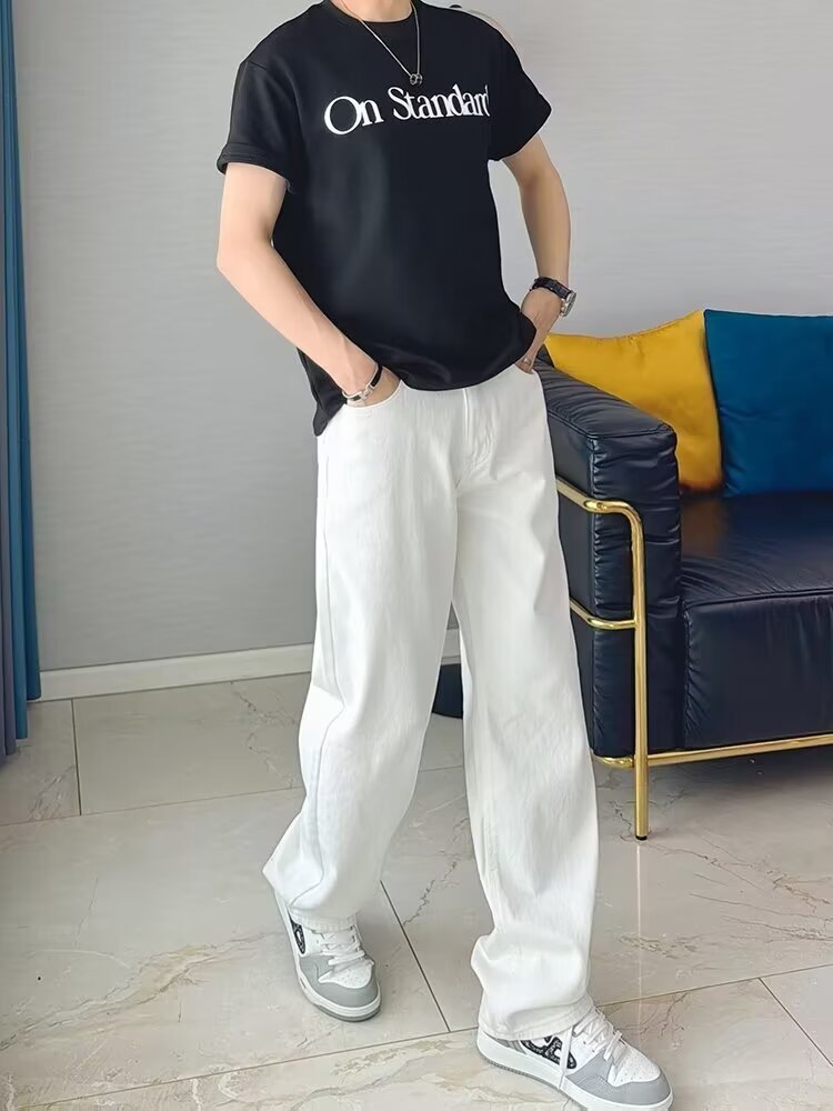 白パンツ すっきりシルエットストレートパンツ