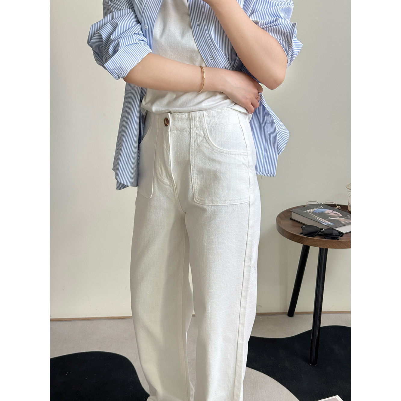 https://fulmo-img-server.com/shiropanstore/c0d2e7a4-0fb2-42c9-b3cd-c12cd16eb8a3.jpg