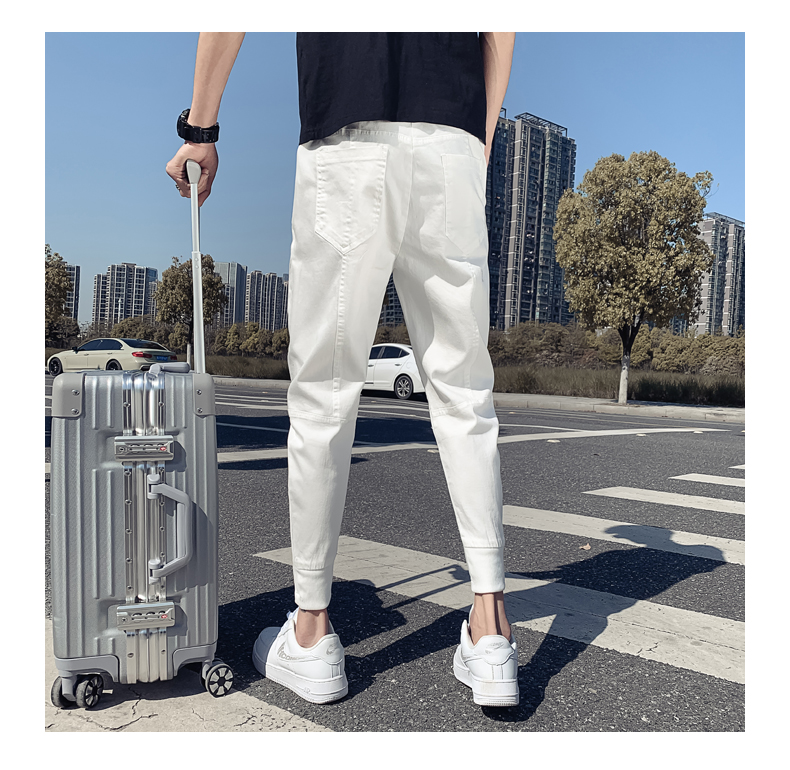 白パンツ 夏向け快適細身パンツ