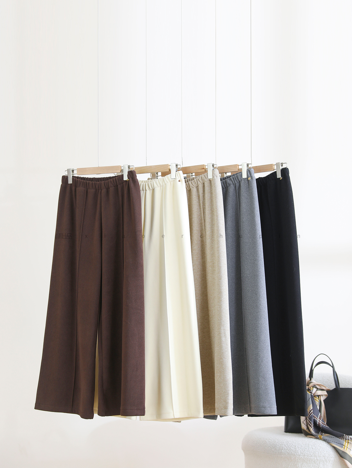 https://fulmo-img-server.com/shiropanstore/c38fa943-bc6e-4dcc-98a0-2f4c65d615ef.jpg