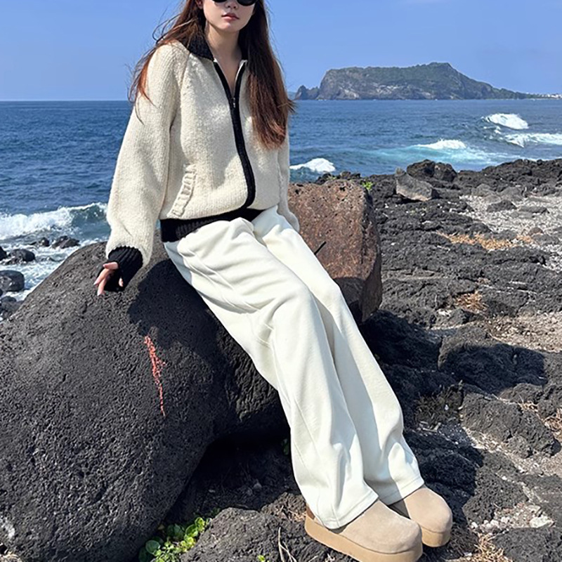 白パンツ リラックスワイドストレートパンツ